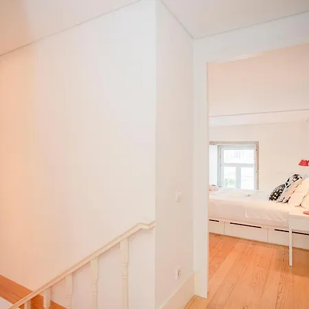 Liiiving In - Garden Light Mezzanine