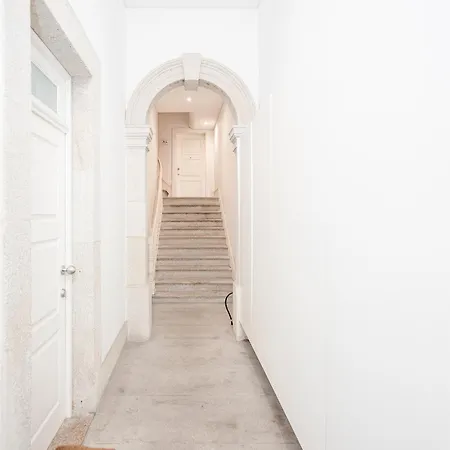 Liiiving In - Garden Light Mezzanine *
