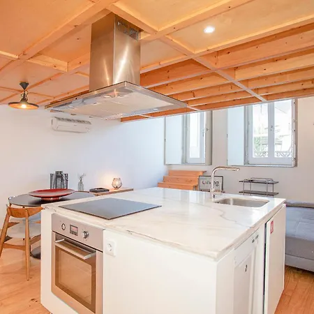 Apartment Liiiving In - Garden Light Mezzanine Porto