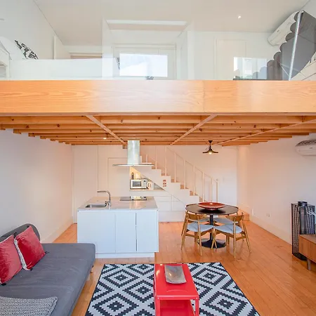 Liiiving In - Garden Light Mezzanine * Porto