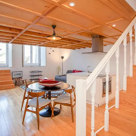 Liiiving In - Garden Light Mezzanine Apartment