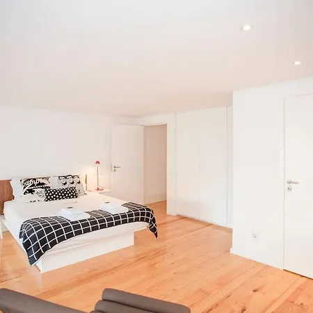 Apartment Liiiving In - Garden Light Mezzanine *