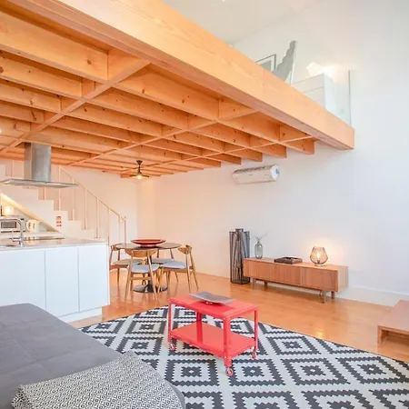 Liiiving In - Garden Light Mezzanine *