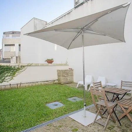 Liiiving In - Garden Light Mezzanine Apartment