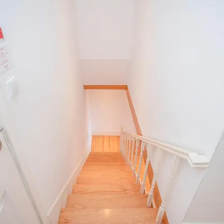 Apartment Liiiving In - Garden Light Mezzanine *